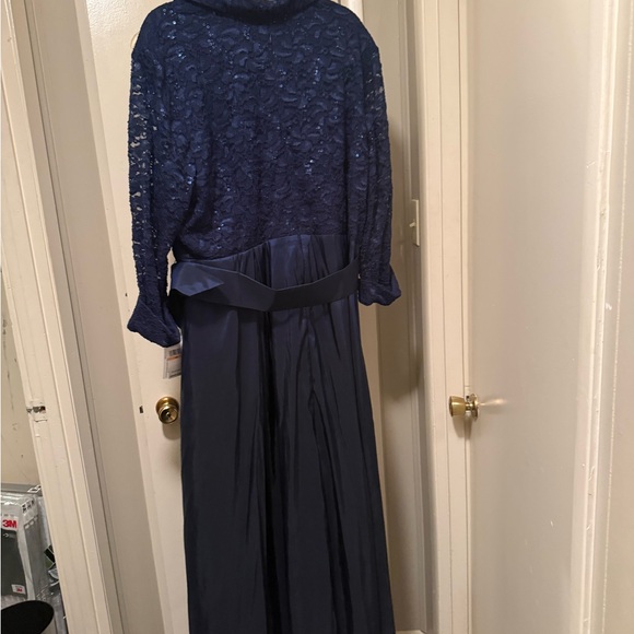 Alex Evenings Midnight Blue Dress - Picture 8 of 11